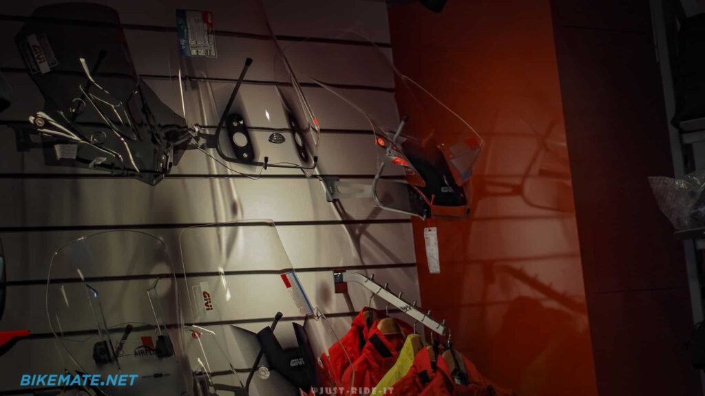 Front shield display shelf inside GIVI Point Bankok shop