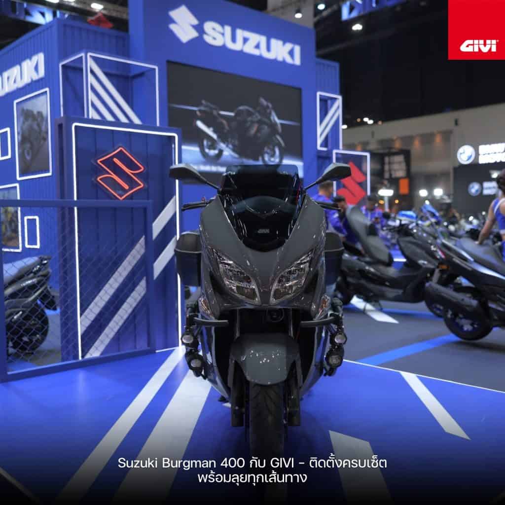 Suzuki Burgman 400 mounted GIVI B42+ and E22N Cases